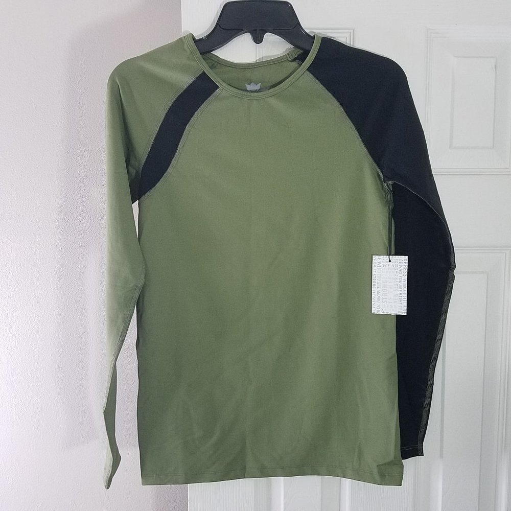 Iron Lily Womens Long Sleeve Athletic Shirt Size Medium